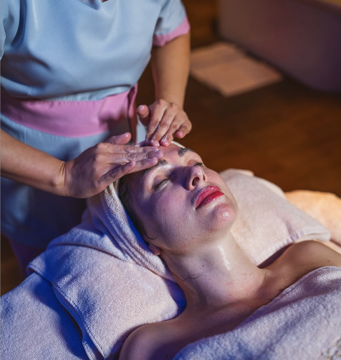 Shirodhara Ayurvedic treatment